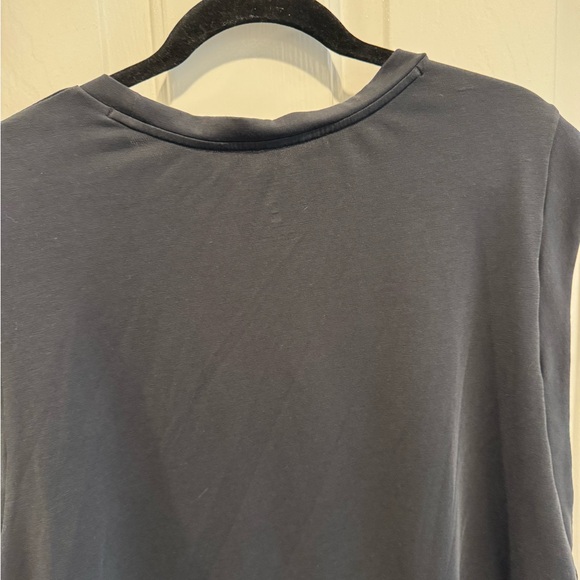 On Running Black Sleeveless Athletic Focus Crop Top Size XL - Picture 7 of 9